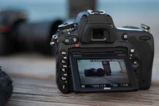 NIKON D750